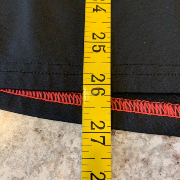 Under Armour Jacket Women large Black Semi-Fitted Cold Gear Full Zip Run - Picture 12 of 13